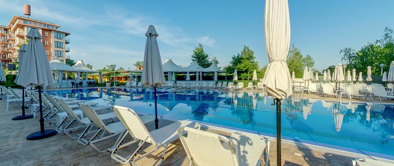 Tarsis Club & Aquapark Aparthotel Napospart Kültér fotó