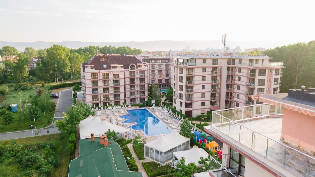 Tarsis Club & Aquapark Aparthotel Napospart Kültér fotó