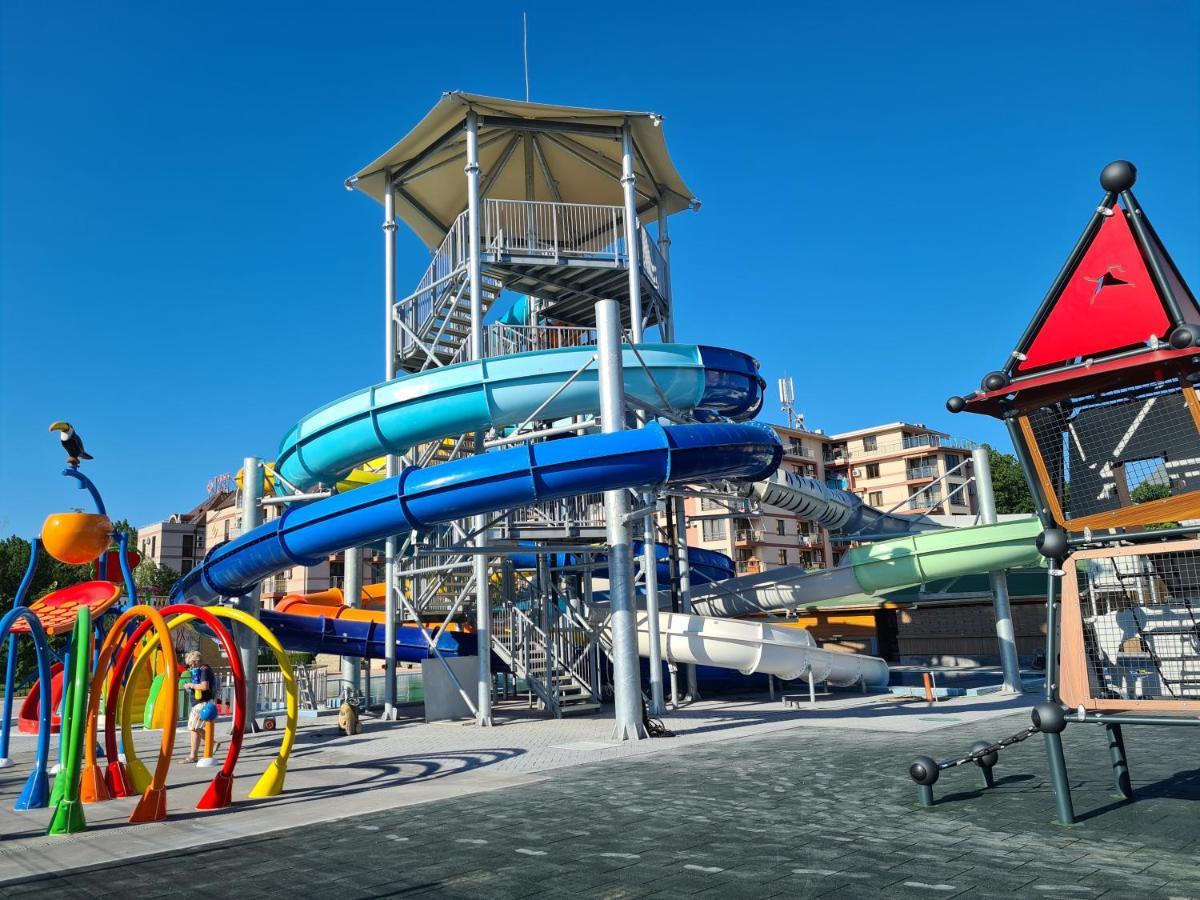 Tarsis Club & Aquapark Aparthotel Napospart Kültér fotó