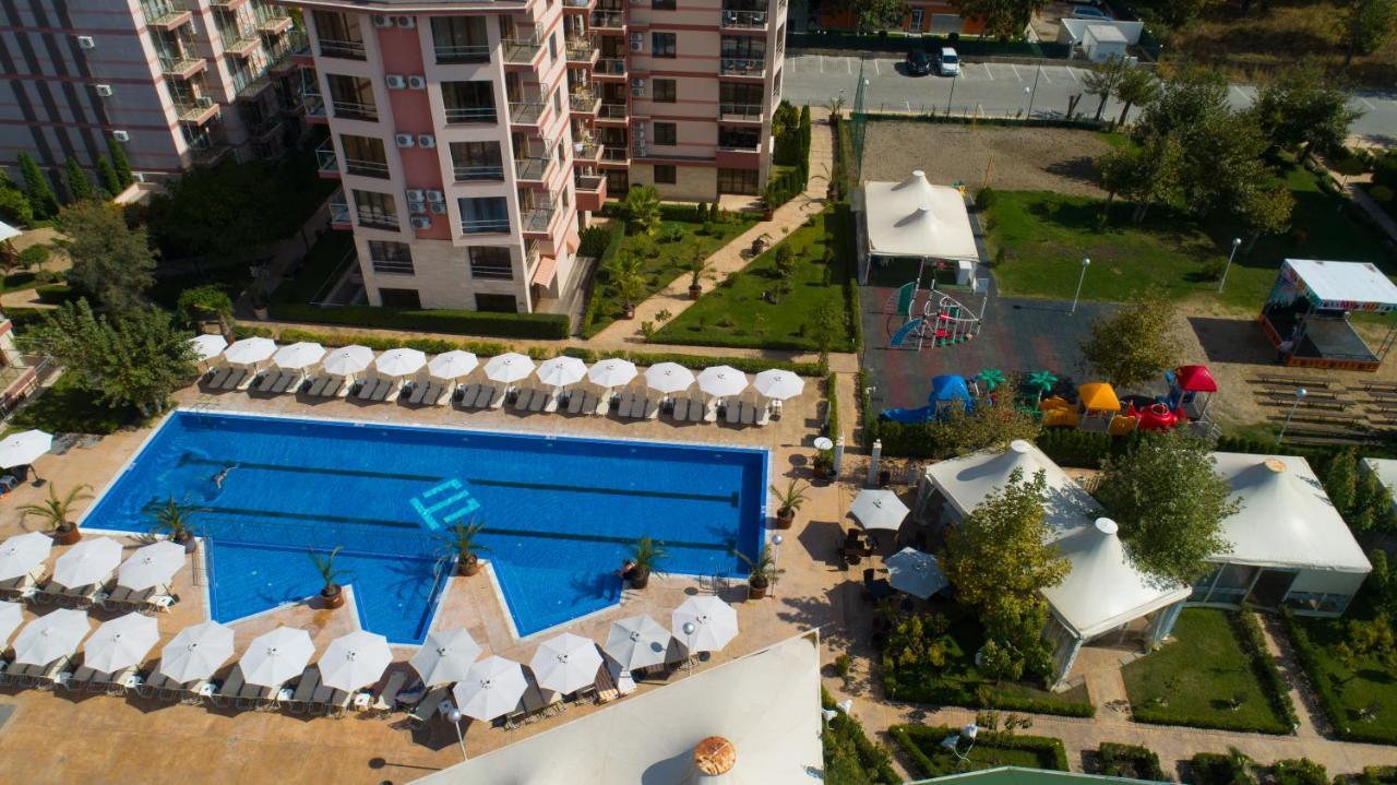 Tarsis Club & Aquapark Aparthotel Napospart Kültér fotó